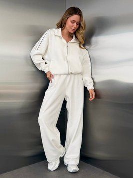 Жіночий костюм: Lacoste Double Face з акцентними лампасами модель: 266 фото
